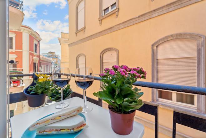 Hometolove Marina Cagliari Bagian luar foto